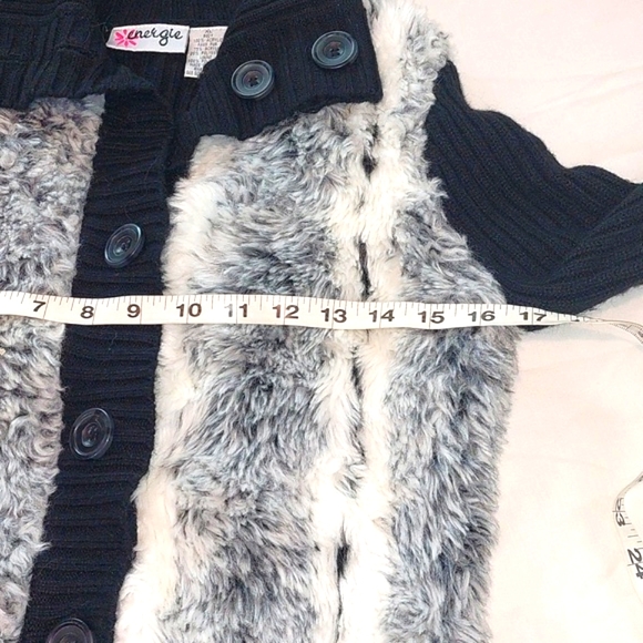 Energie  70s Long Sleeve faux fur Button Down Sweater.please See Measurments . - Picture 4 of 7